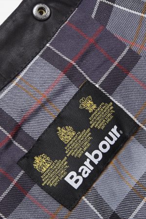 Barbour Classic Sylkoil Hood - Black
