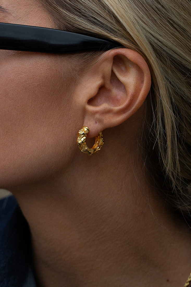 Muli Collection Hammered Hoops - Guld - Bild 2