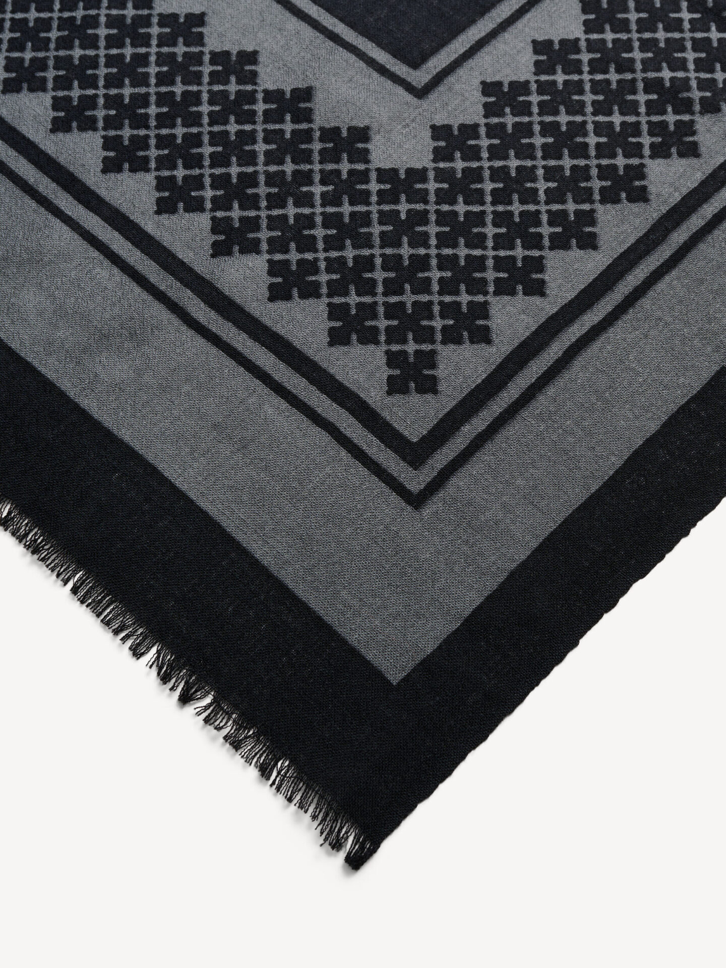 By Malene Birger Julee Wool Scarfs - Charcoal - Bild 2