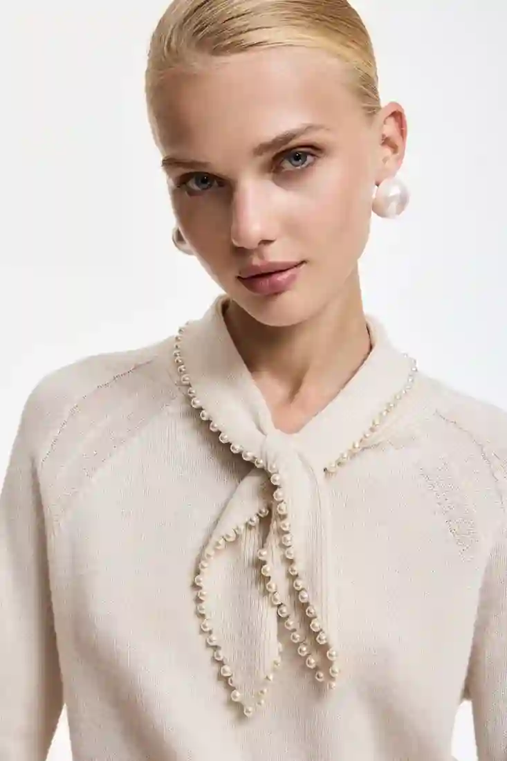 Essentiel Antwerp Kasa Pullover med Pärlor - Off White - Bild 3